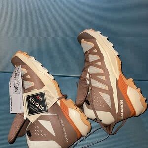 BRAND NEW Salomon X Ultra Brown and Tan Hiking Shoes